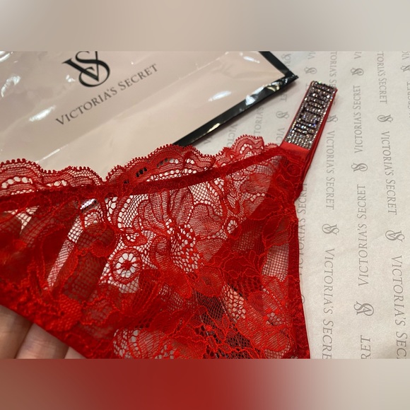 VICTORIA'S SECRET💖VERY SEXY Shine Strap Lace Thong Lipstick Red💄Panty Size M - Picture 9 of 13